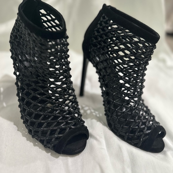 Gucci Black Mesh Women's Heels (Worn 3 times) - Picture 1 of 6
